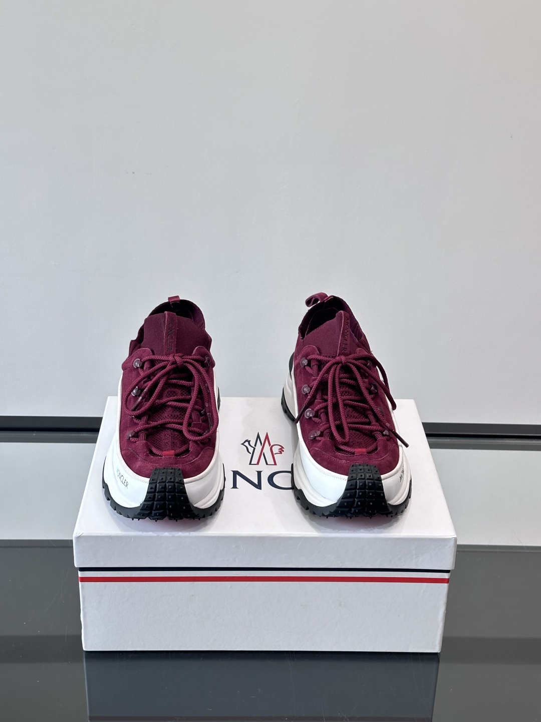 Moncler Outdoor Lace-Up Sneakers: Comfort, Style, and High-Performance Design 3 cmp i1758619432052 5080 0 1