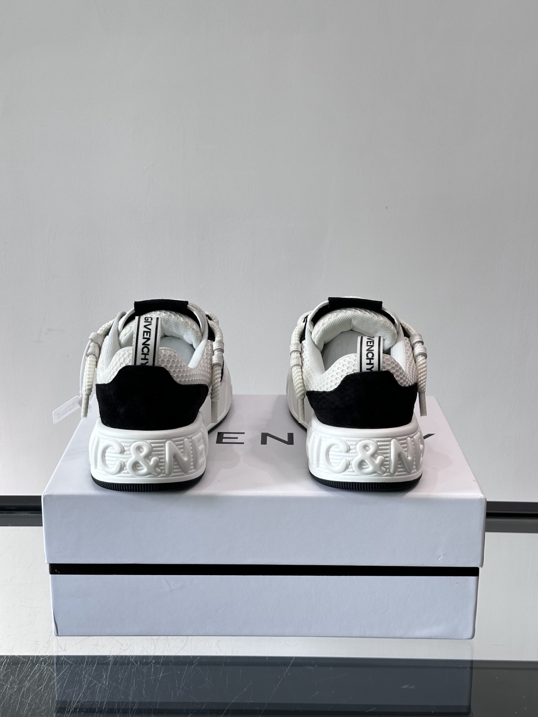 ▫️Gv *y～全新GIV 1男士厚底增高休闲运动鞋，鞋面高品质小牛皮制成！上脚效果帅气有型，增高4CM