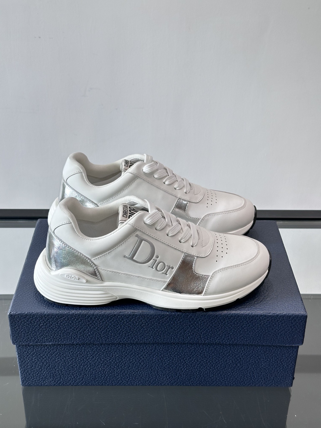 ๐๐ก๐ซ๐ข๐ฌ๐ญ๐ข๐๐ง ๐๐ข๐จ๐ซ# ่ฟชๅฅฅ Dior Chronoๆฐๆฌพไผ้ฒ่ฟๅจ้่ท้่็น้ ็็้
ทๆฏไบ๏ผๆชๆฅๆ