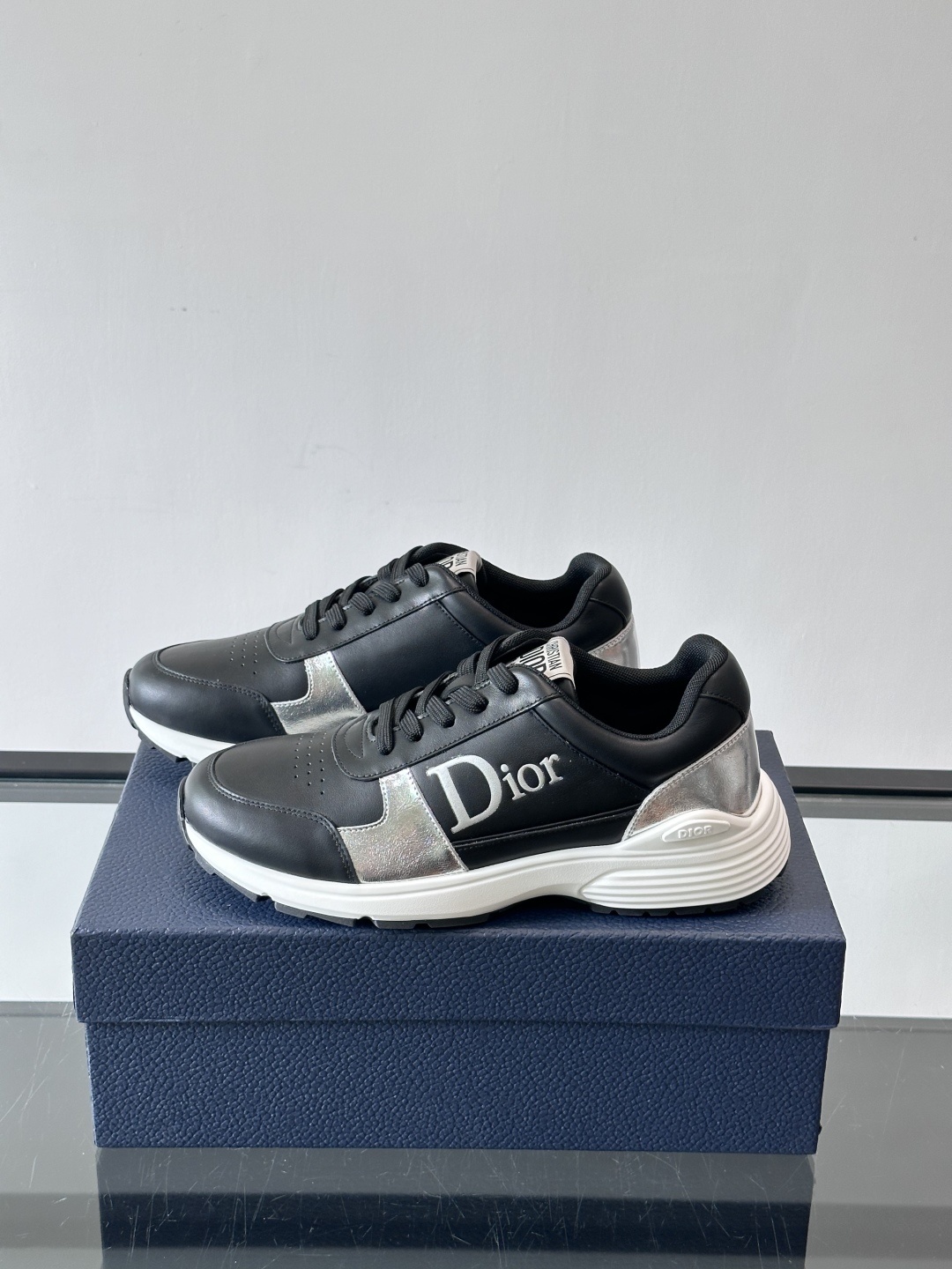 ๐๐ก๐ซ๐ข๐ฌ๐ญ๐ข๐๐ง ๐๐ข๐จ๐ซ# ่ฟชๅฅฅ Dior Chronoๆฐๆฌพไผ้ฒ่ฟๅจ้่ท้่็น้ ็็้
ทๆฏไบ๏ผๆชๆฅๆ