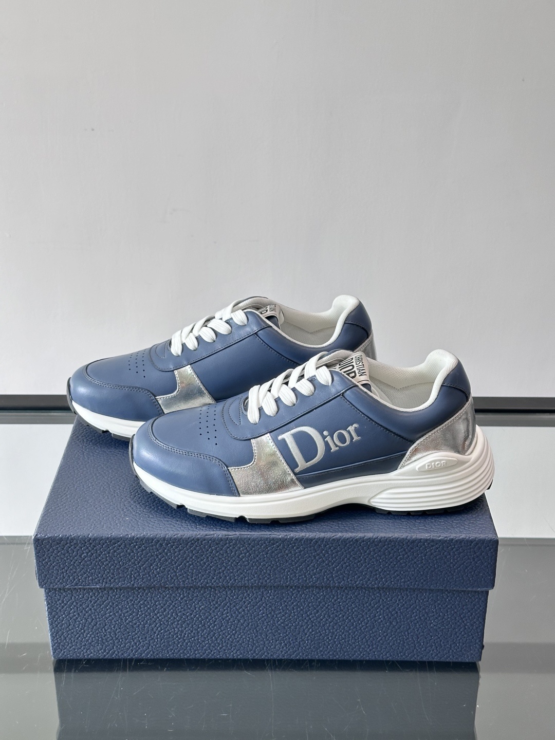 ๐๐ก๐ซ๐ข๐ฌ๐ญ๐ข๐๐ง ๐๐ข๐จ๐ซ# ่ฟชๅฅฅ Dior Chronoๆฐๆฌพไผ้ฒ่ฟๅจ้่ท้่็น้ ็็้
ทๆฏไบ๏ผๆชๆฅๆ