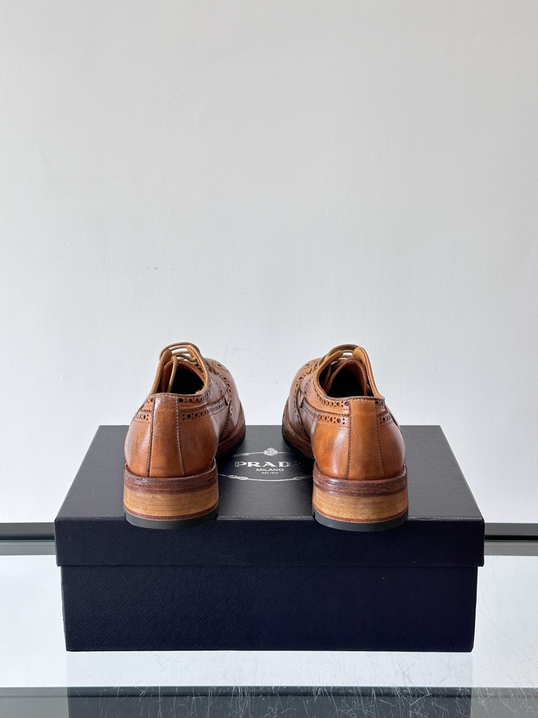 Prad* 男士水洗马皮🐎手工乐福鞋👞，猛货！水洗真皮夹层中底搭配橡胶外底皮鞋，款式新颖时尚，繁复鞋面里