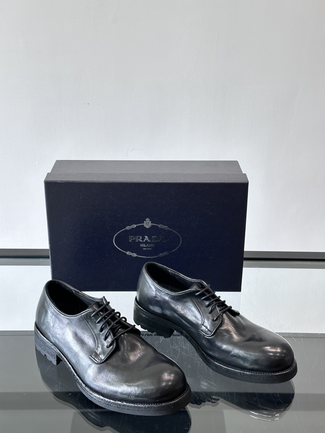 Prad* 男士水洗马皮🐎手工乐福鞋👞，猛货！水洗真皮夹层中底搭配橡胶外底皮鞋，款式新颖时尚，繁复鞋面里