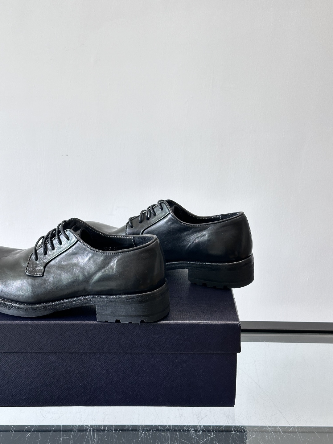 Prad* 男士水洗马皮🐎手工乐福鞋👞，猛货！水洗真皮夹层中底搭配橡胶外底皮鞋，款式新颖时尚，繁复鞋面里