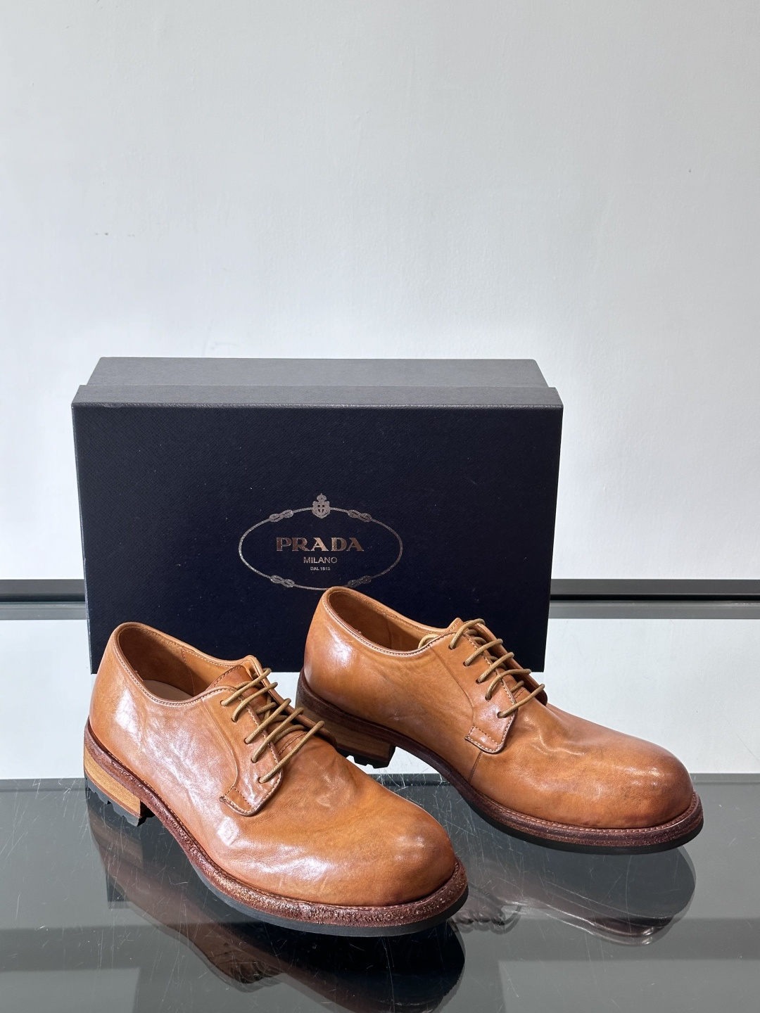 Prad* 男士水洗马皮🐎手工乐福鞋👞，猛货！水洗真皮夹层中底搭配橡胶外底皮鞋，款式新颖时尚，繁复鞋面里