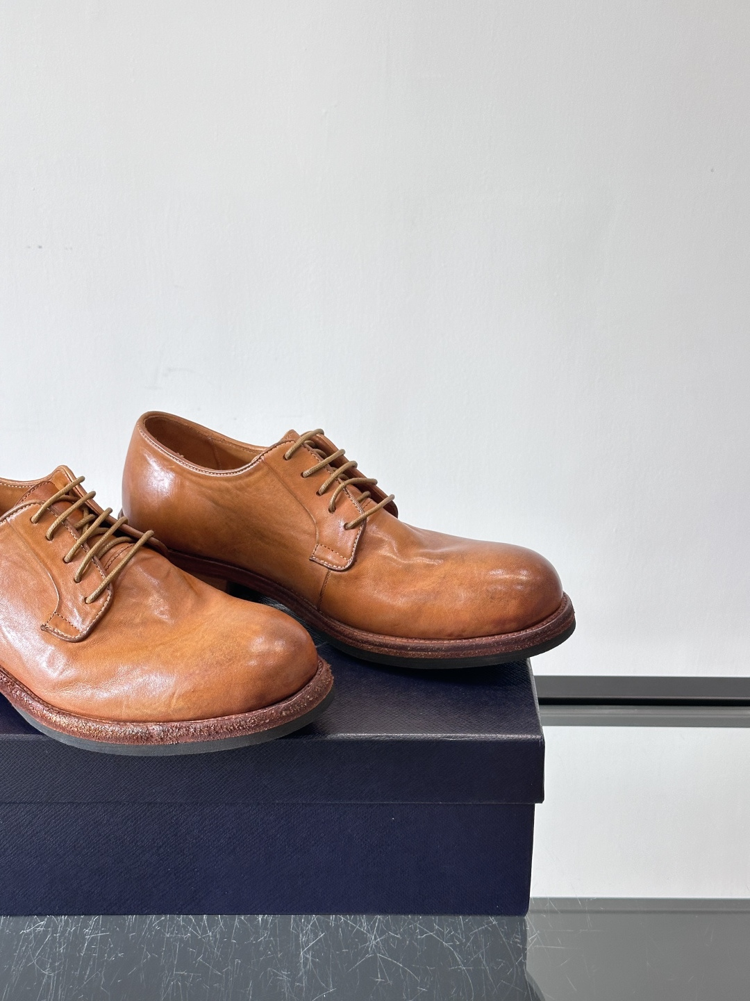 Prad* 男士水洗马皮🐎手工乐福鞋👞，猛货！水洗真皮夹层中底搭配橡胶外底皮鞋，款式新颖时尚，繁复鞋面里