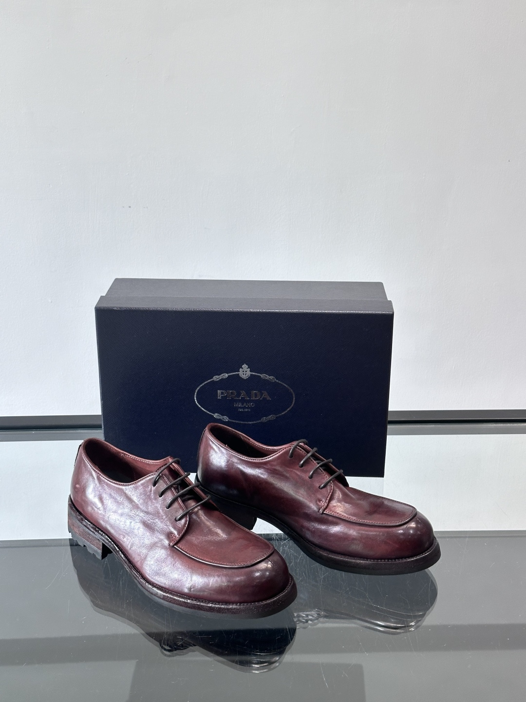 Prad* 男士水洗马皮🐎手工乐福鞋👞，猛货！水洗真皮夹层中底搭配橡胶外底皮鞋，款式新颖时尚，繁复鞋面里