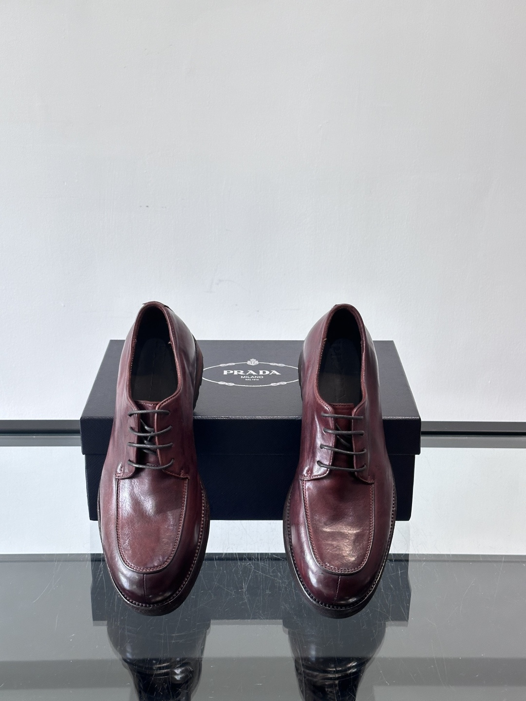 Prad* 男士水洗马皮🐎手工乐福鞋👞，猛货！水洗真皮夹层中底搭配橡胶外底皮鞋，款式新颖时尚，繁复鞋面里