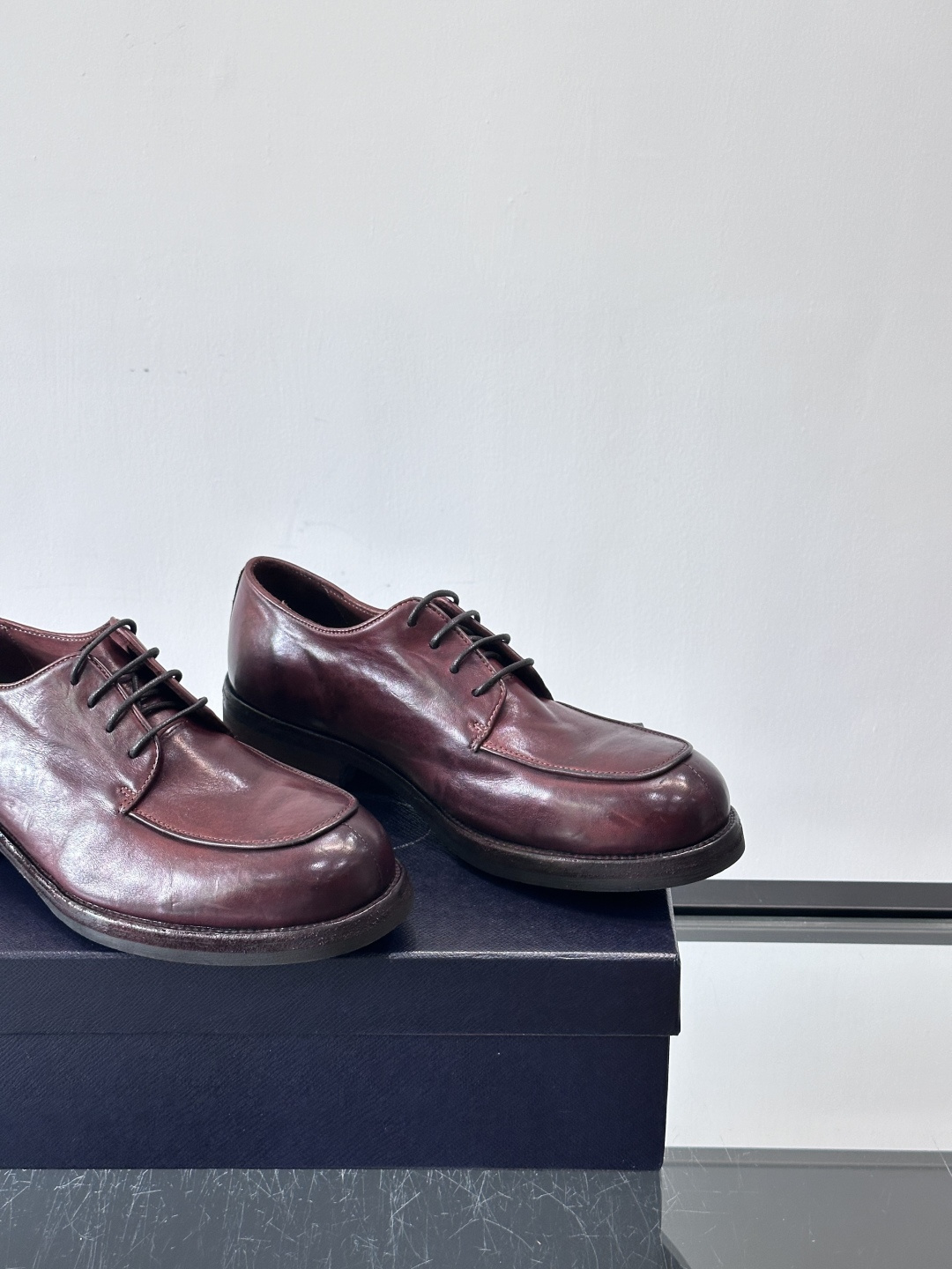 Prad* 男士水洗马皮🐎手工乐福鞋👞，猛货！水洗真皮夹层中底搭配橡胶外底皮鞋，款式新颖时尚，繁复鞋面里