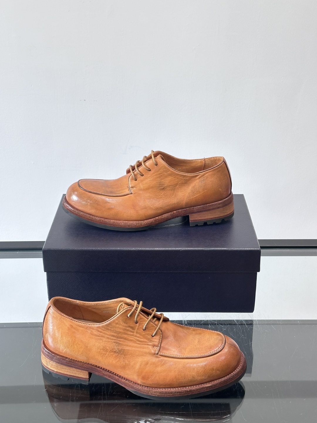 Prad* 男士水洗马皮🐎手工乐福鞋👞，猛货！水洗真皮夹层中底搭配橡胶外底皮鞋，款式新颖时尚，繁复鞋面里