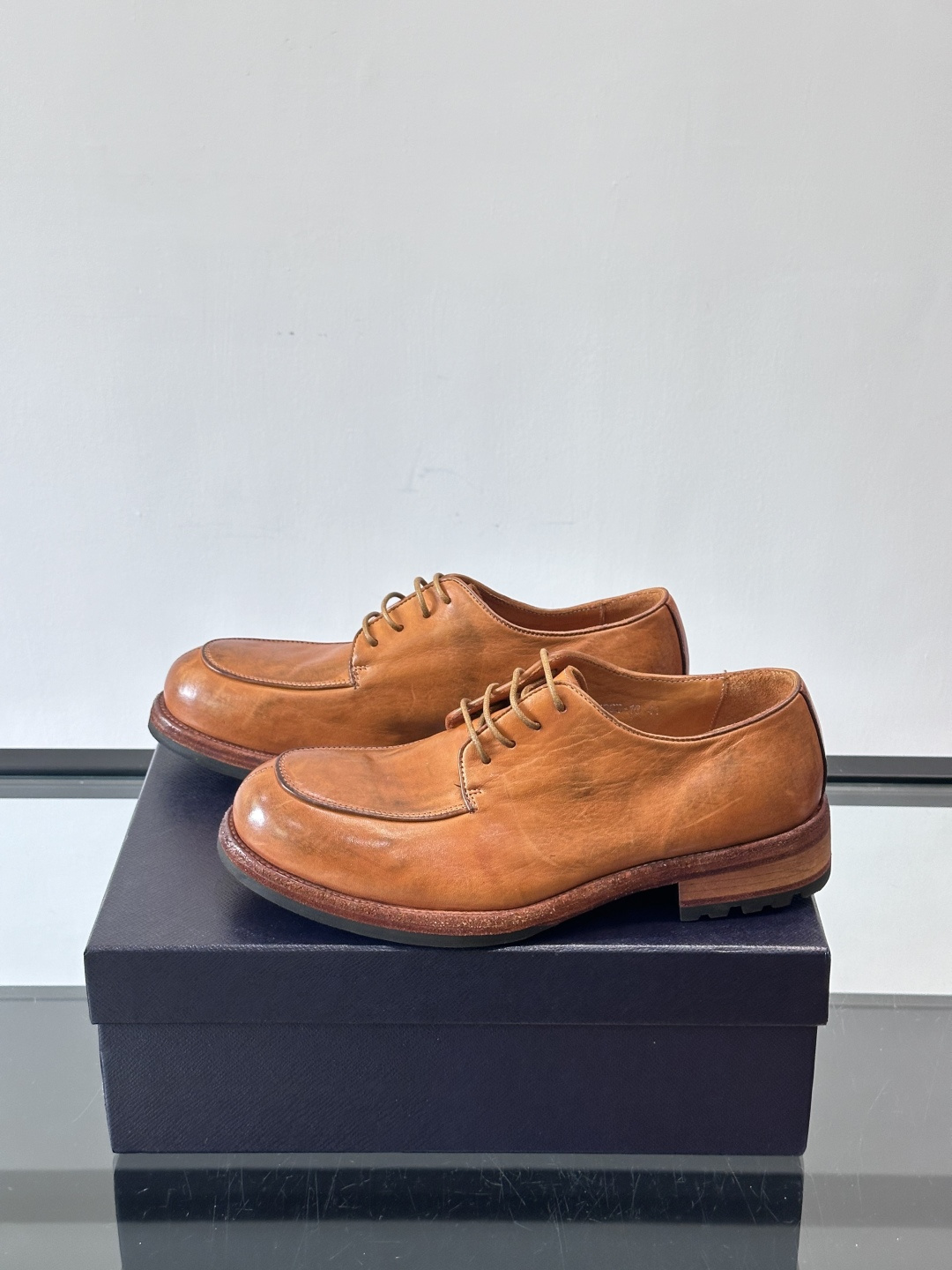 Prad* 男士水洗马皮🐎手工乐福鞋👞，猛货！水洗真皮夹层中底搭配橡胶外底皮鞋，款式新颖时尚，繁复鞋面里