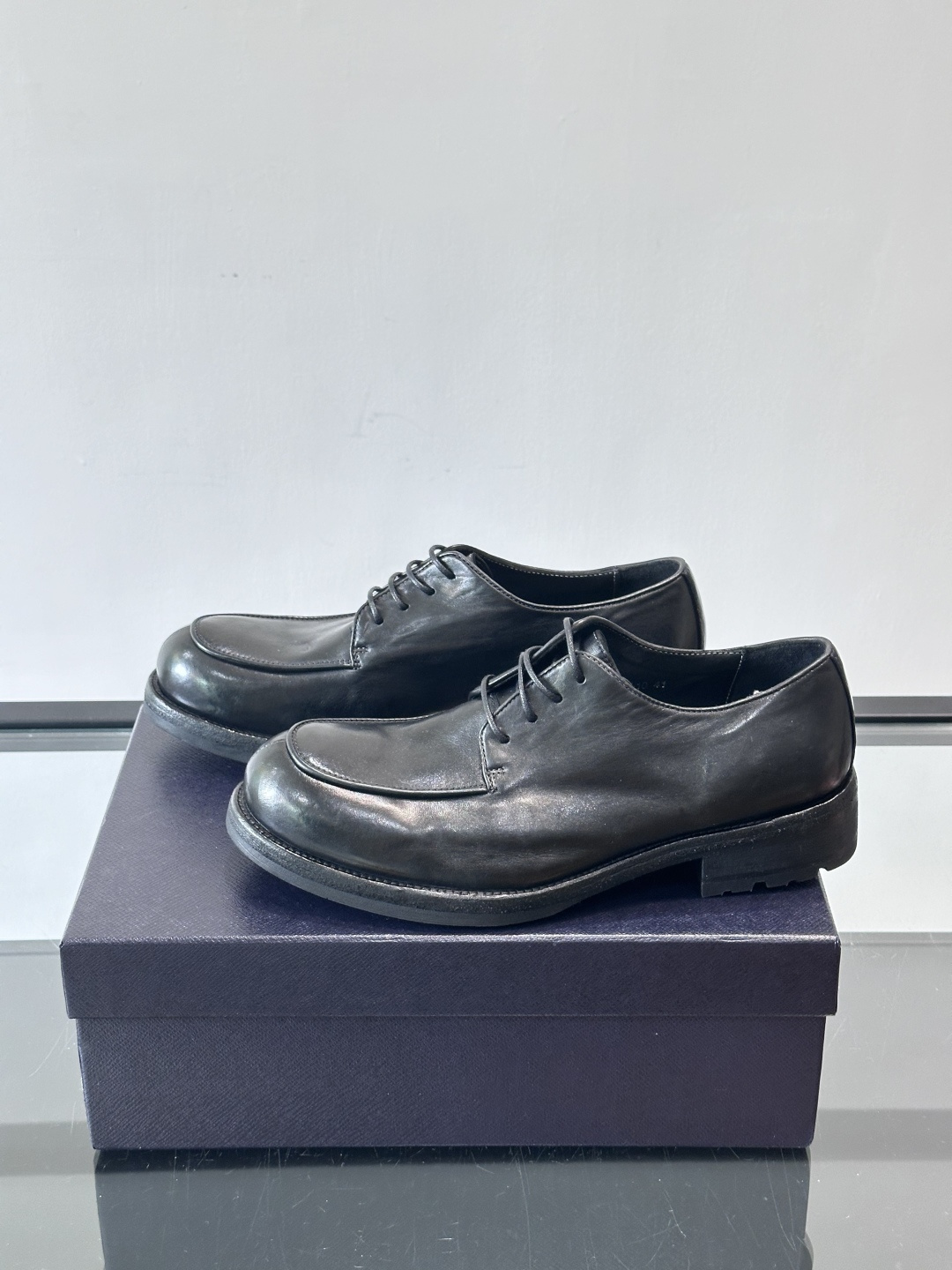 Prad* 男士水洗马皮🐎手工乐福鞋👞，猛货！水洗真皮夹层中底搭配橡胶外底皮鞋，款式新颖时尚，繁复鞋面里