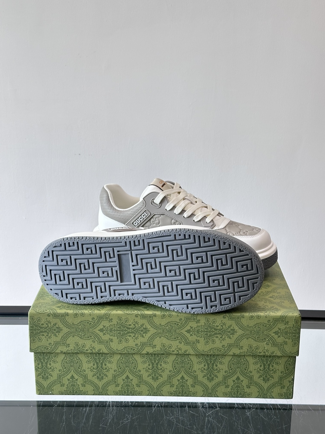 ◾️▫️G家男士GG增高厚底运动鞋，选用进口牛皮拼接原版透气网面打造，简约舒适版，内里头层牛皮，鞋舌装饰