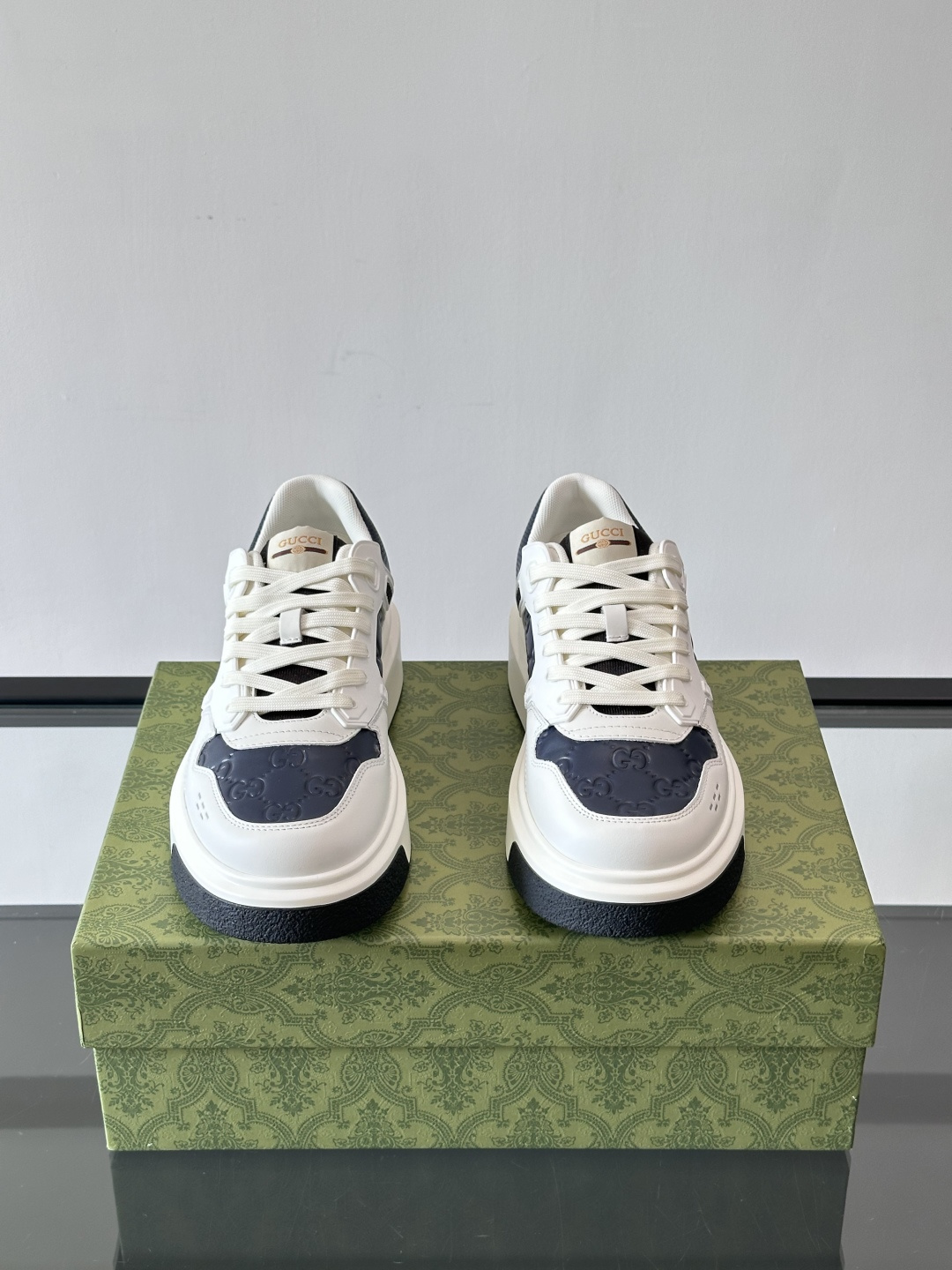 ◾️▫️G家男士GG增高厚底运动鞋，选用进口牛皮拼接原版透气网面打造，简约舒适版，内里头层牛皮，鞋舌装饰