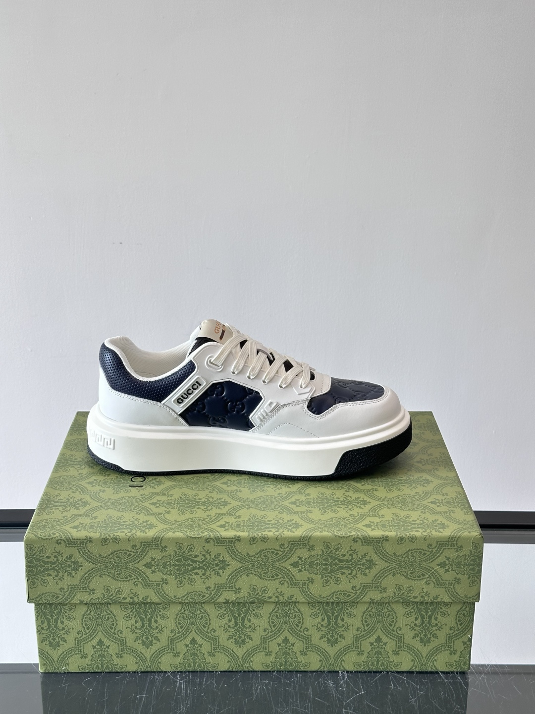 ◾️▫️G家男士GG增高厚底运动鞋，选用进口牛皮拼接原版透气网面打造，简约舒适版，内里头层牛皮，鞋舌装饰