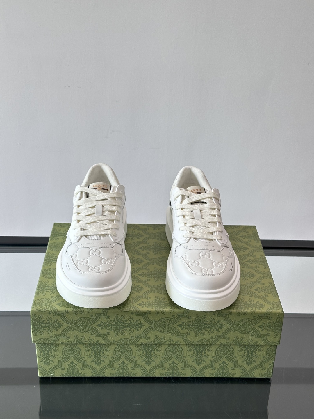 ◾️▫️G家男士GG增高厚底运动鞋，选用进口牛皮拼接原版透气网面打造，简约舒适版，内里头层牛皮，鞋舌装饰