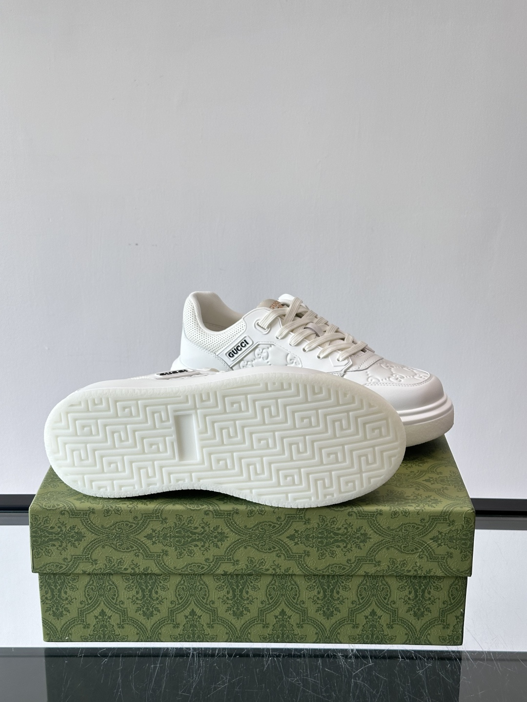 ◾️▫️G家男士GG增高厚底运动鞋，选用进口牛皮拼接原版透气网面打造，简约舒适版，内里头层牛皮，鞋舌装饰