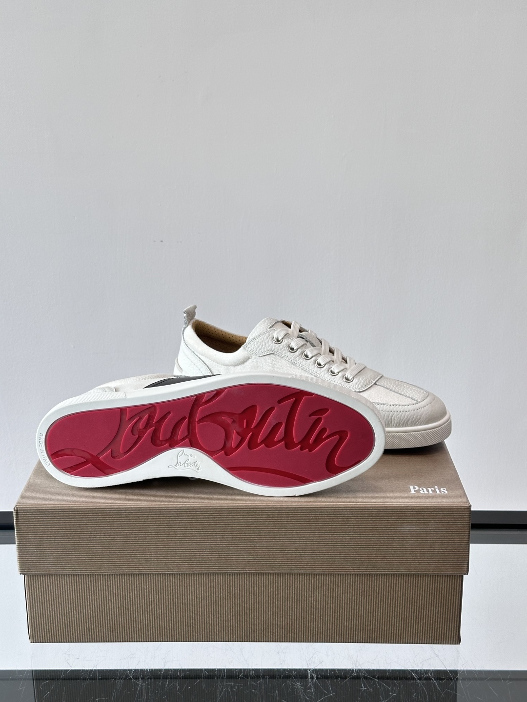 ◾▫C~L 男士低帮经典红底休闲鞋，高端品质，选用进口原版牛皮拼接原版帆布打造，品牌调性鲜艳撞色设计，脚