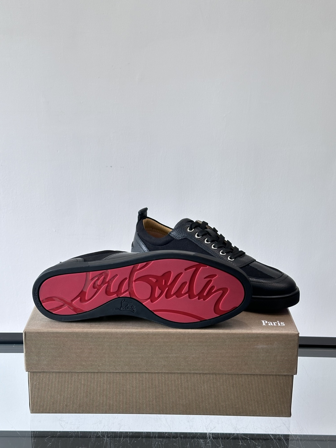 ◾▫C~L 男士低帮经典红底休闲鞋，高端品质，选用进口原版牛皮拼接原版帆布打造，品牌调性鲜艳撞色设计，脚