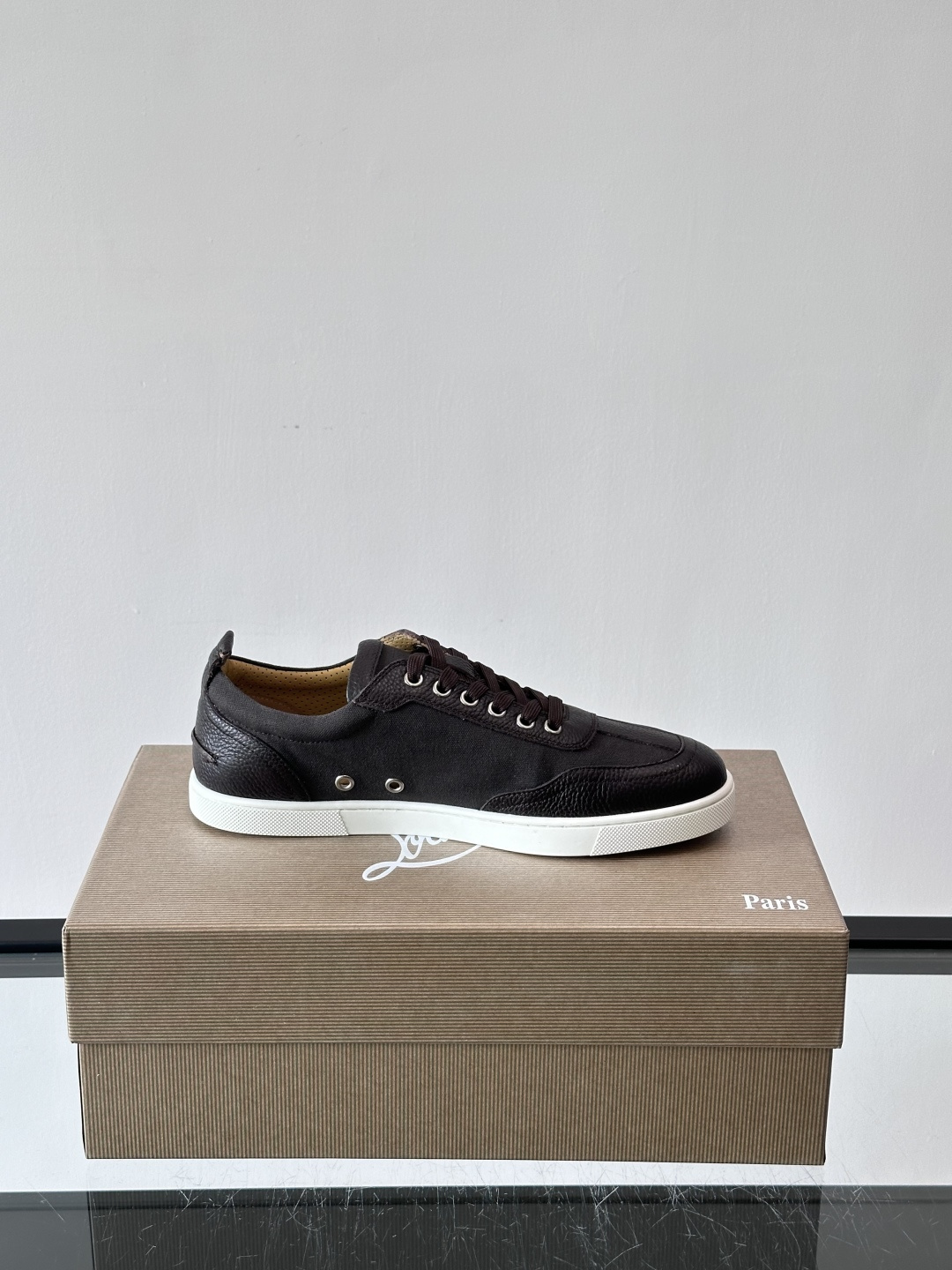 ◾▫C~L 男士低帮经典红底休闲鞋，高端品质，选用进口原版牛皮拼接原版帆布打造，品牌调性鲜艳撞色设计，脚