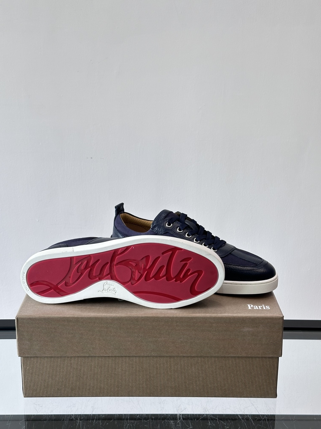 ◾▫C~L 男士低帮经典红底休闲鞋，高端品质，选用进口原版牛皮拼接原版帆布打造，品牌调性鲜艳撞色设计，脚