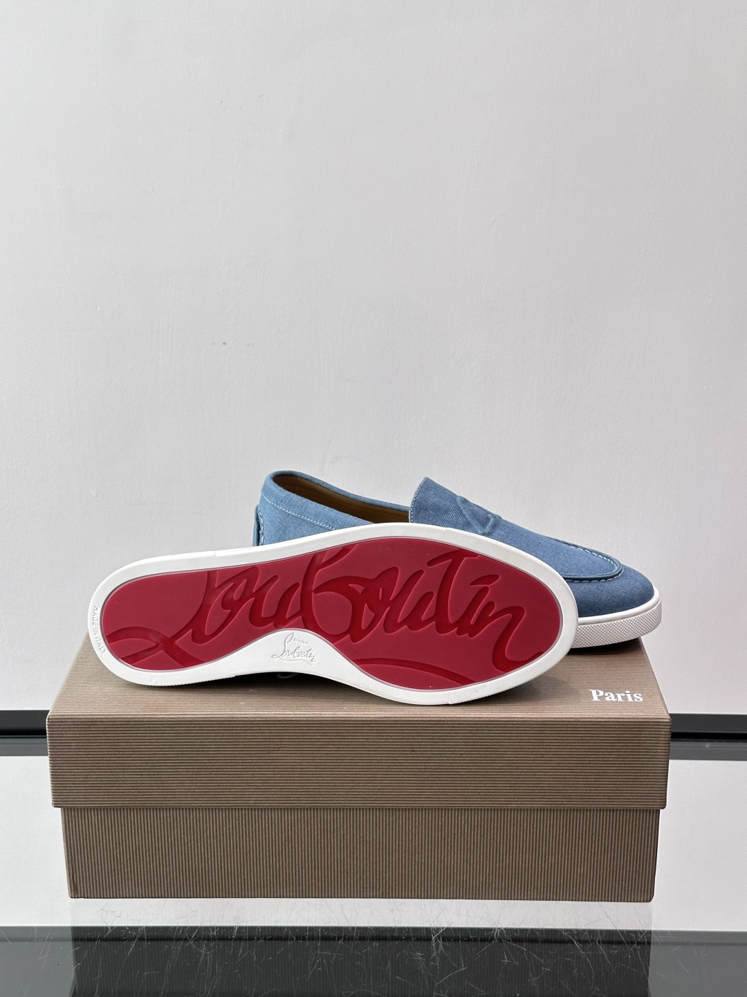 CL 休闲鞋一脚蹬 男士老钱风休闲鞋Christian Louboutin 休闲鞋👟！这双老钱风一脚蹬 