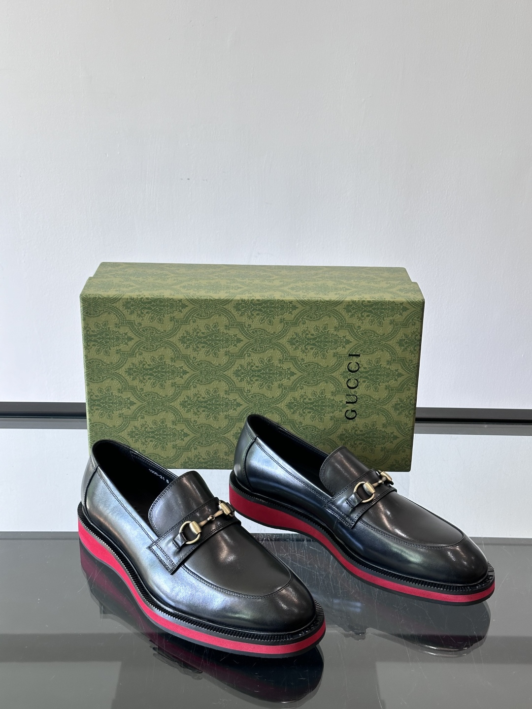 ◾️▫️G家原单男士正装休闲皮鞋，防滑橡胶大底！高端大气，私家开模定制原版品牌五金扣装饰，小牛皮透气内里