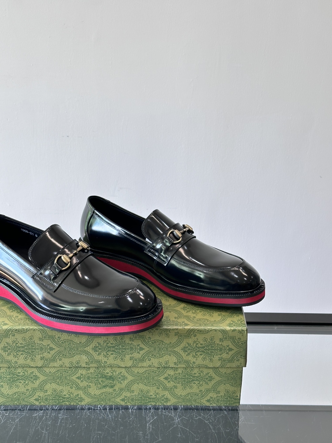 ◾️▫️G家原单男士正装休闲皮鞋，防滑橡胶大底！高端大气，私家开模定制原版品牌五金扣装饰，小牛皮透气内里