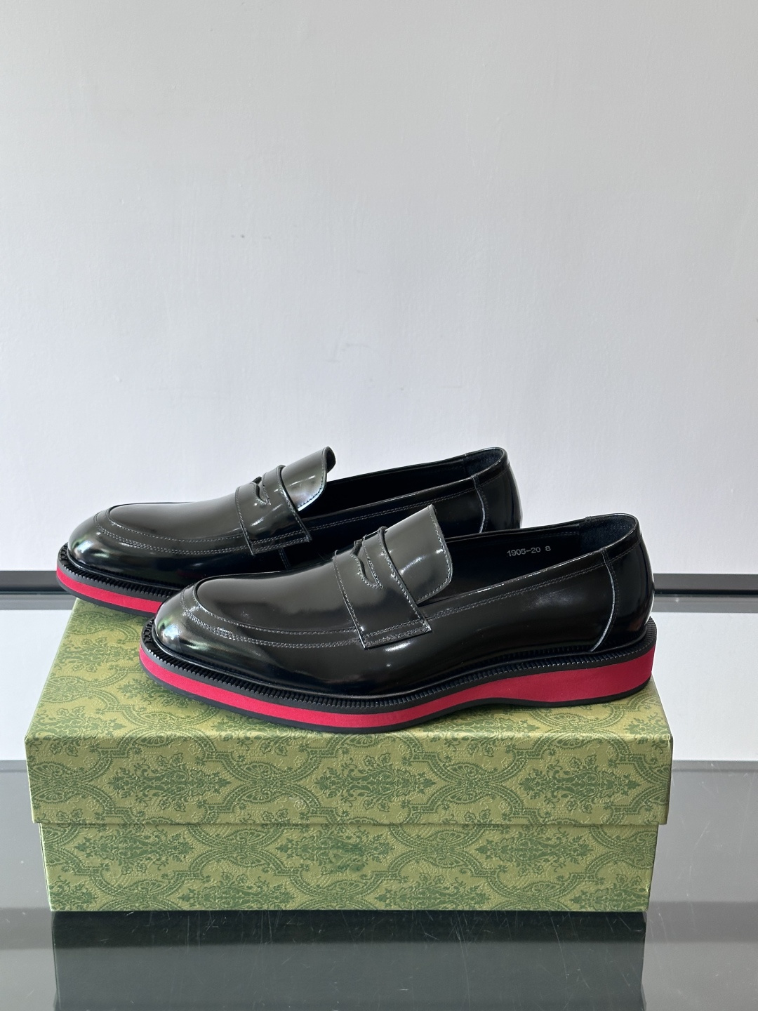 ◾️▫️G家原单男士正装休闲皮鞋，防滑橡胶大底！高端大气，私家开模定制原版品牌五金扣装饰，小牛皮透气内里