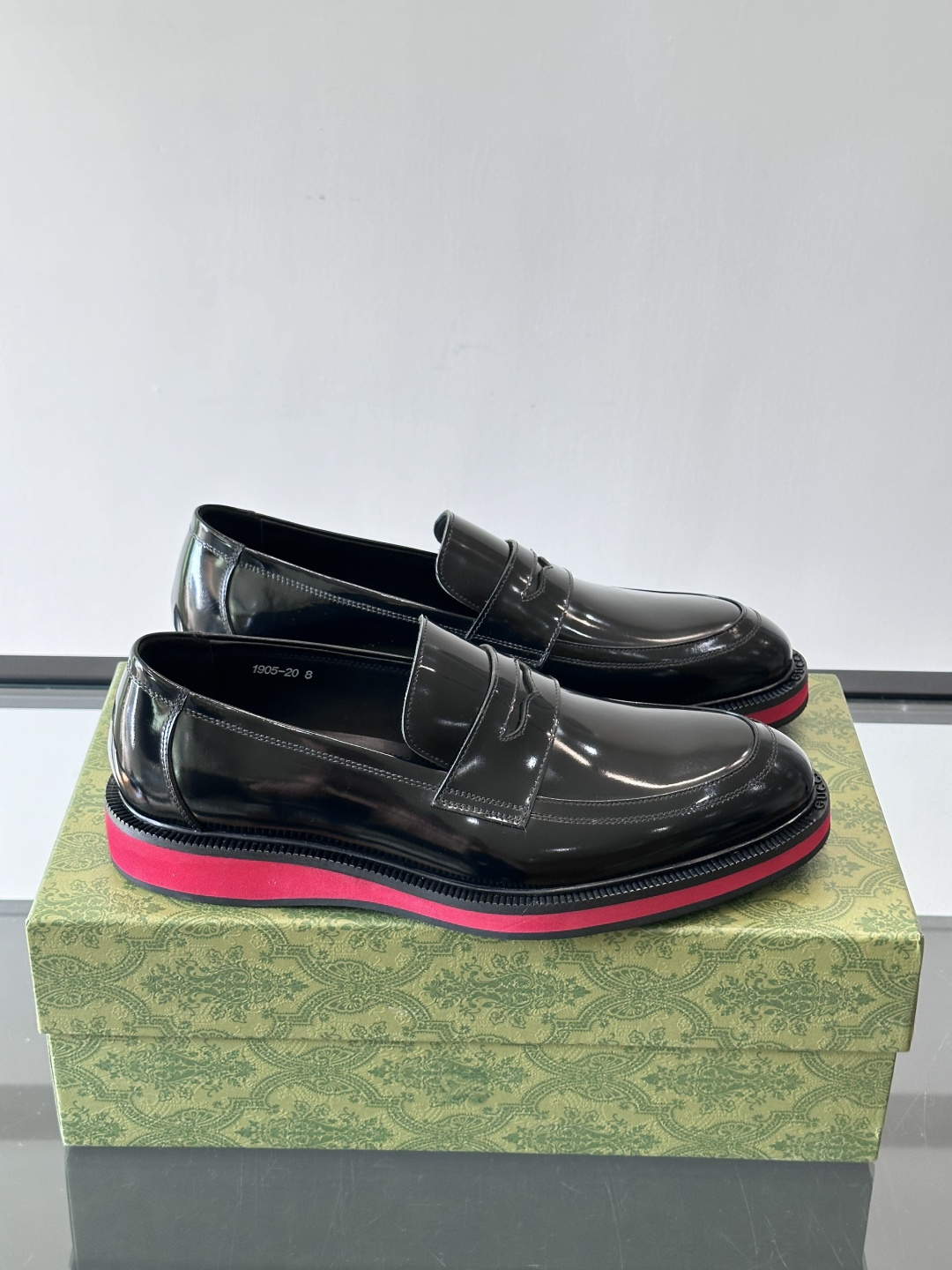 ◾️▫️G家原单男士正装休闲皮鞋，防滑橡胶大底！高端大气，私家开模定制原版品牌五金扣装饰，小牛皮透气内里