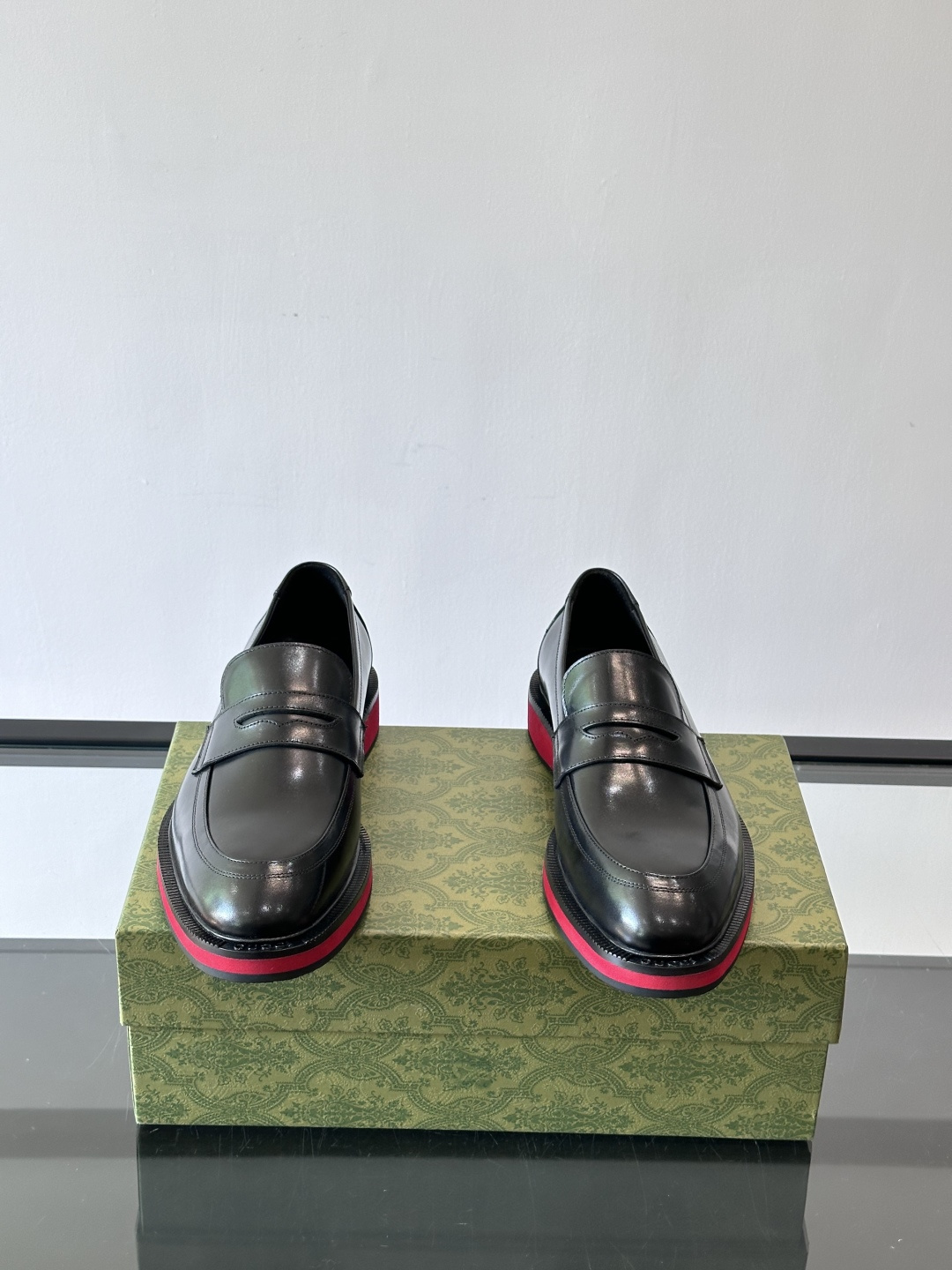 ◾️▫️G家原单男士正装休闲皮鞋，防滑橡胶大底！高端大气，私家开模定制原版品牌五金扣装饰，小牛皮透气内里