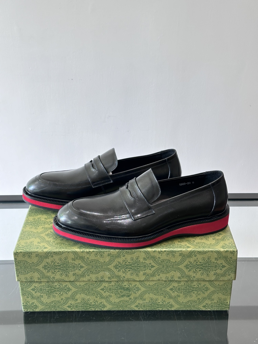 ◾️▫️G家原单男士正装休闲皮鞋，防滑橡胶大底！高端大气，私家开模定制原版品牌五金扣装饰，小牛皮透气内里