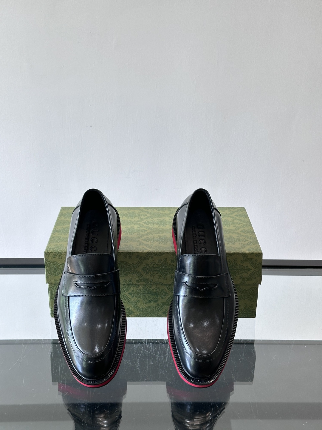 ◾️▫️G家原单男士正装休闲皮鞋，防滑橡胶大底！高端大气，私家开模定制原版品牌五金扣装饰，小牛皮透气内里