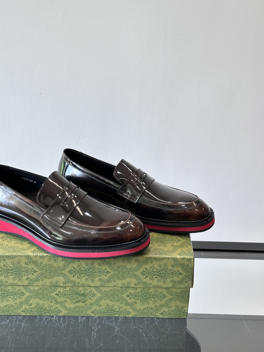 ◾️▫️G家原单男士正装休闲皮鞋，防滑橡胶大底！高端大气，私家开模定制原版品牌五金扣装饰，小牛皮透气内里