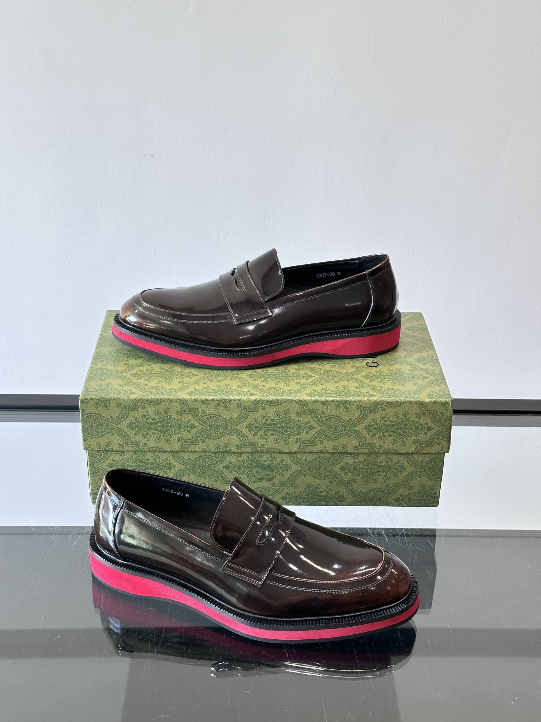 ◾️▫️G家原单男士正装休闲皮鞋，防滑橡胶大底！高端大气，私家开模定制原版品牌五金扣装饰，小牛皮透气内里