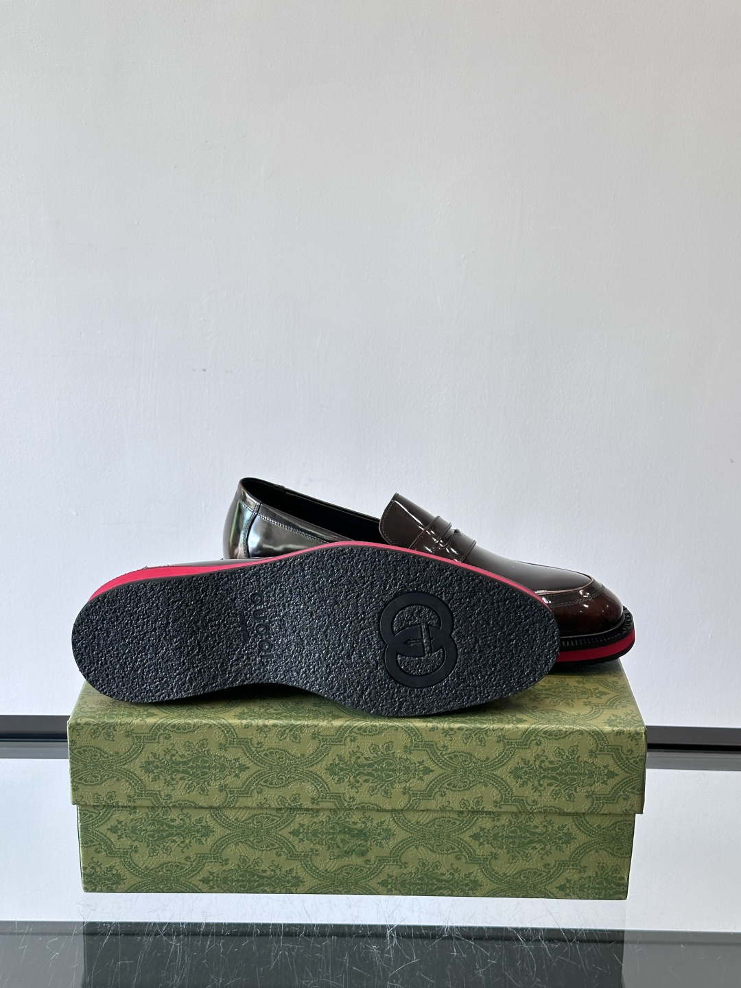 ◾️▫️G家原单男士正装休闲皮鞋，防滑橡胶大底！高端大气，私家开模定制原版品牌五金扣装饰，小牛皮透气内里