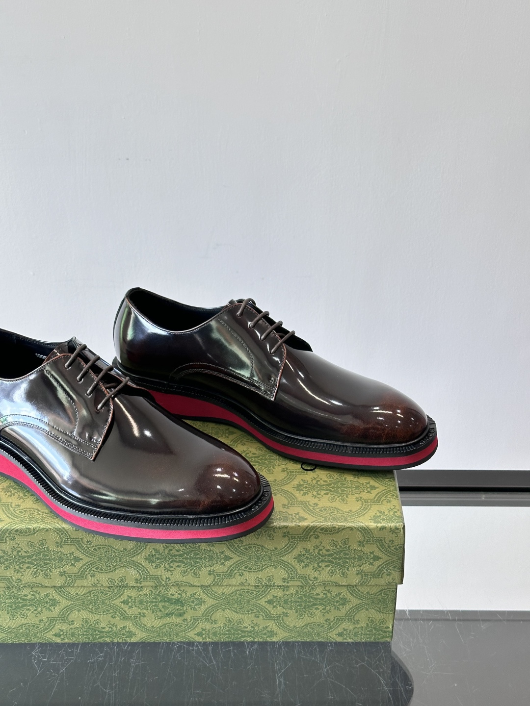 ◾️▫️G家原单男士正装休闲皮鞋，防滑橡胶大底！高端大气，私家开模定制原版品牌五金扣装饰，小牛皮透气内里