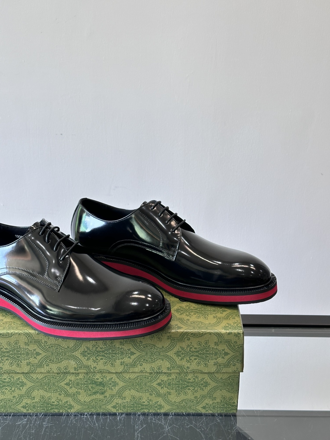 ◾️▫️G家原单男士正装休闲皮鞋，防滑橡胶大底！高端大气，私家开模定制原版品牌五金扣装饰，小牛皮透气内里