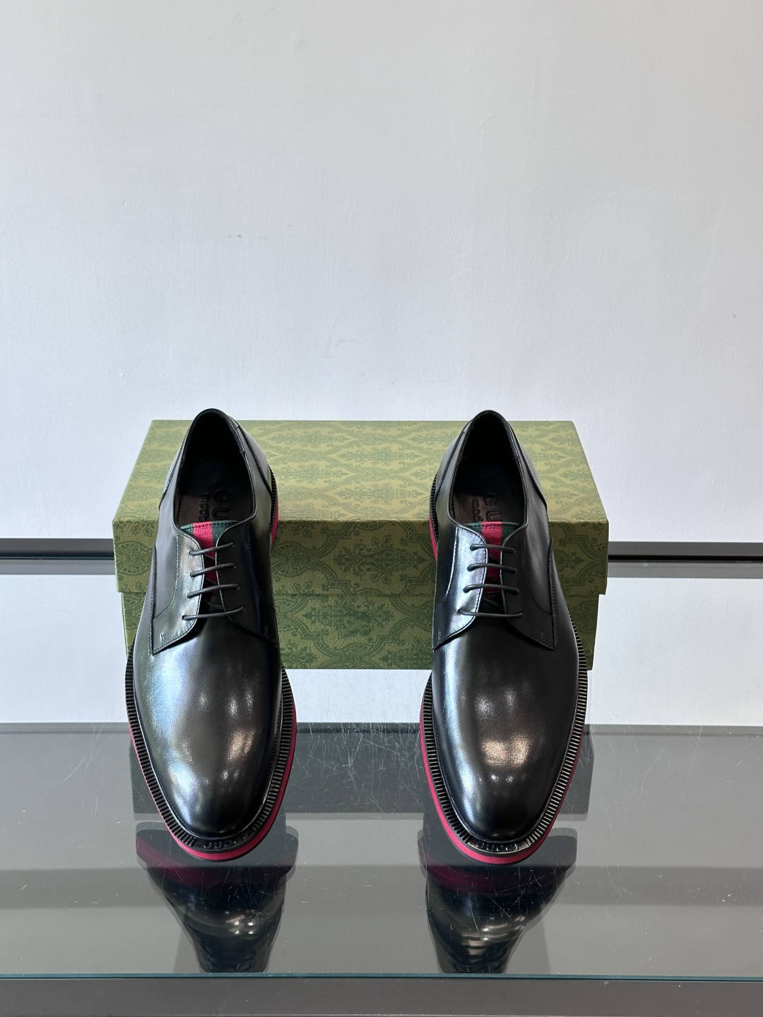 ◾️▫️G家原单男士正装休闲皮鞋，防滑橡胶大底！高端大气，私家开模定制原版品牌五金扣装饰，小牛皮透气内里