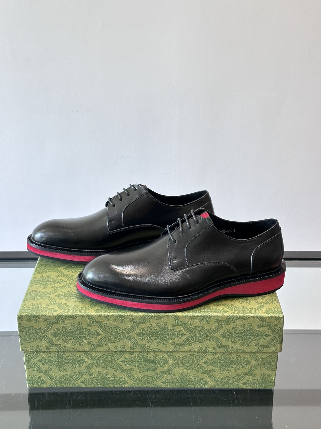 ◾️▫️G家原单男士正装休闲皮鞋，防滑橡胶大底！高端大气，私家开模定制原版品牌五金扣装饰，小牛皮透气内里