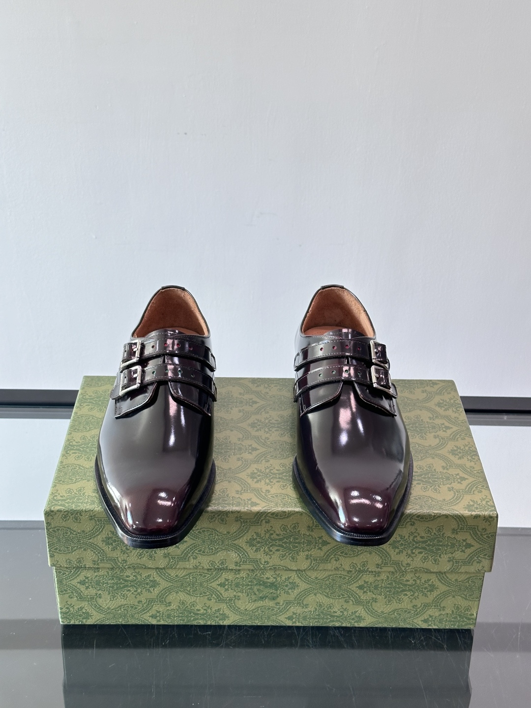 gucci 男士商务小皮鞋，上脚非常好看！精品商务休闲皮鞋💥💥真皮大底产品意大利进口牛皮制作🐂进口水染牛