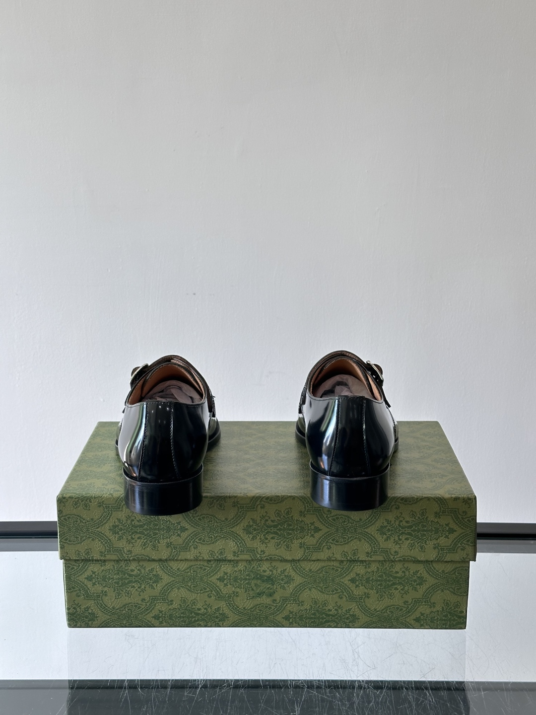 gucci 男士商务小皮鞋，上脚非常好看！精品商务休闲皮鞋💥💥真皮大底产品意大利进口牛皮制作🐂进口水染牛