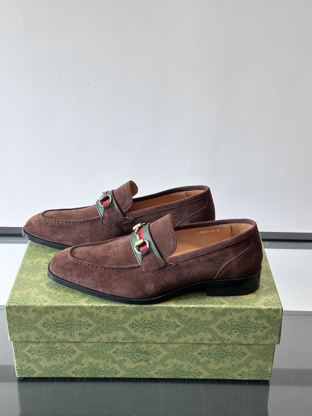 gucci 男士商务小皮鞋，上脚非常好看！精品商务休闲皮鞋💥💥真皮大底产品意大利进口牛皮制作🐂进口水染牛