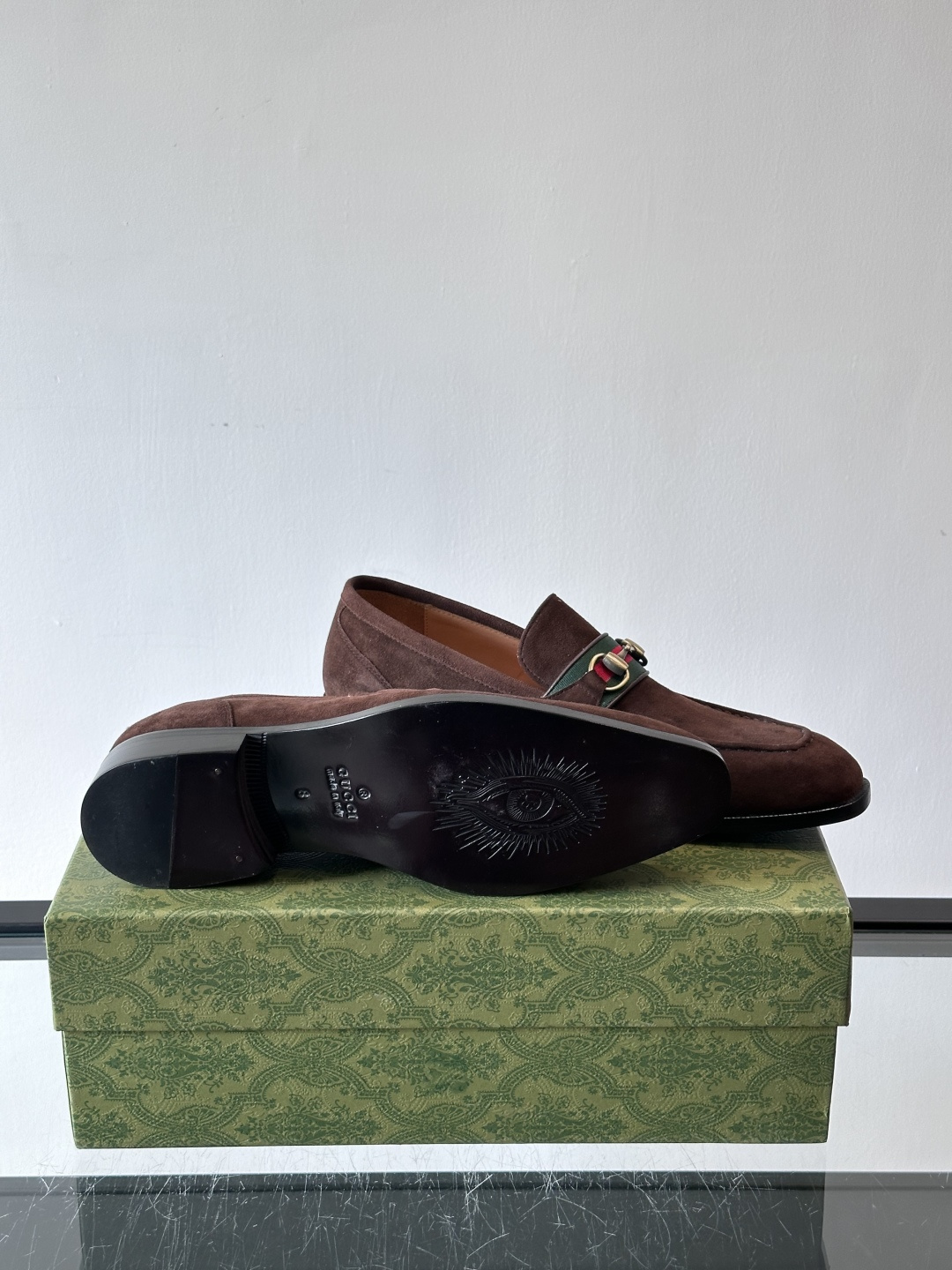 gucci 男士商务小皮鞋，上脚非常好看！精品商务休闲皮鞋💥💥真皮大底产品意大利进口牛皮制作🐂进口水染牛