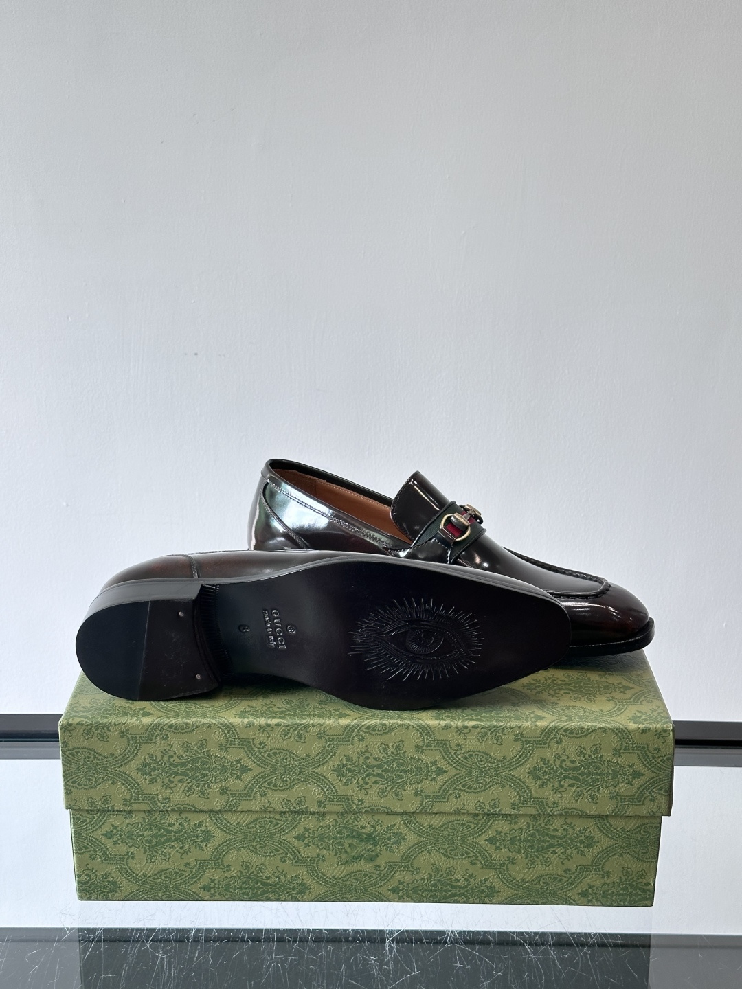 gucci 男士商务小皮鞋，上脚非常好看！精品商务休闲皮鞋💥💥真皮大底产品意大利进口牛皮制作🐂进口水染牛