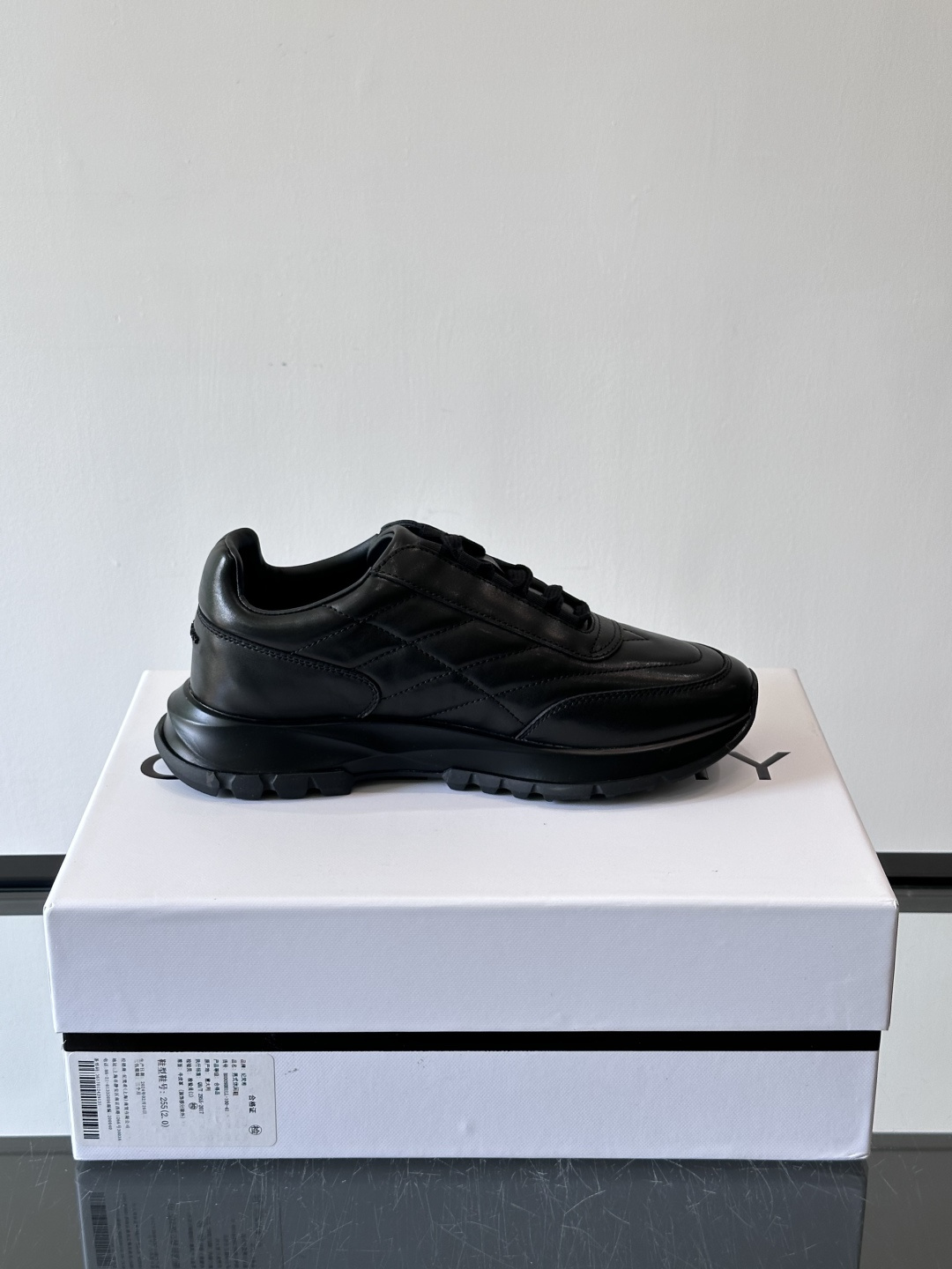 GIVENCH*纪梵希全新系列男鞋通体牛皮设计 易打理✅鞋带才用弹力设计 易穿着✅脚感好✅ 超轻盈✅包裹