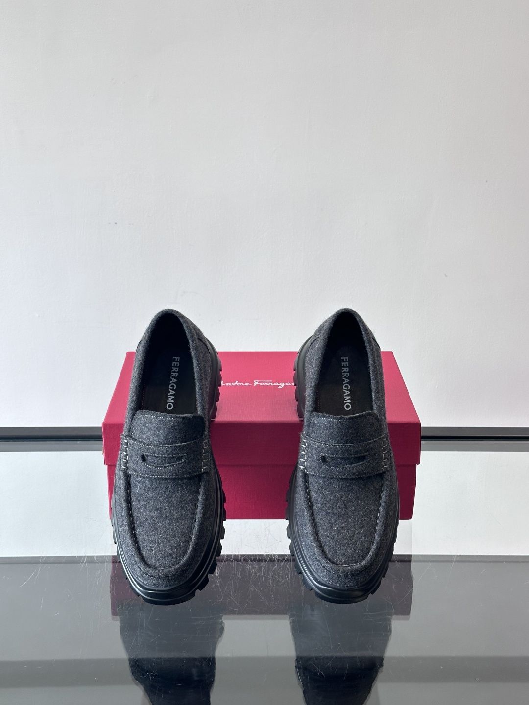 F🆕高端男士正装鞋休闲皮鞋，绅士臻享 型男必备 头层牛皮鞋面 皮质质感一览无余 小牛皮透气内里，橡胶防滑