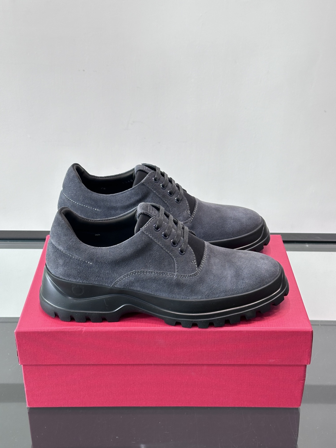 F🆕高端男士正装鞋休闲皮鞋，绅士臻享 型男必备 头层牛皮鞋面 皮质质感一览无余 小牛皮透气内里，橡胶防滑