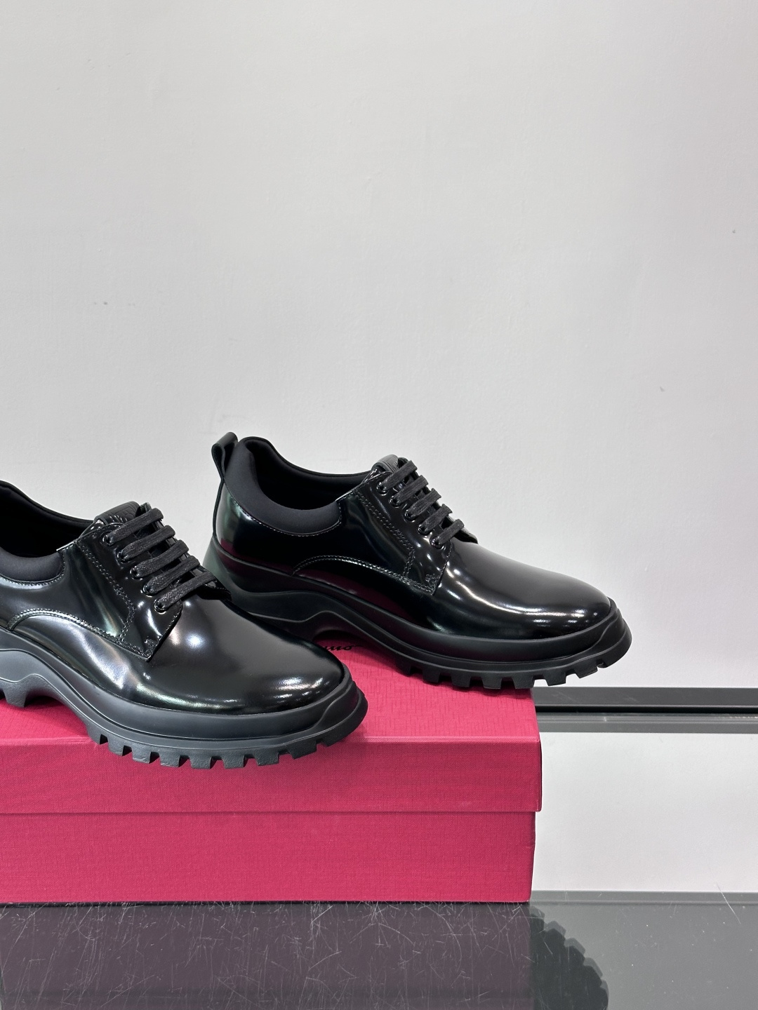 F🆕高端男士正装鞋休闲皮鞋，绅士臻享 型男必备 头层牛皮鞋面 皮质质感一览无余 小牛皮透气内里，橡胶防滑