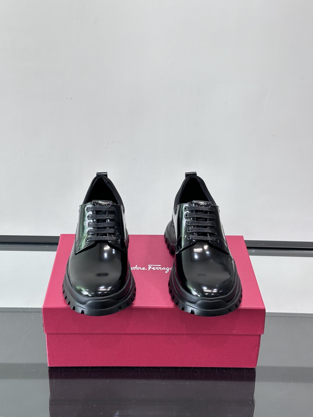 F🆕高端男士正装鞋休闲皮鞋，绅士臻享 型男必备 头层牛皮鞋面 皮质质感一览无余 小牛皮透气内里，橡胶防滑